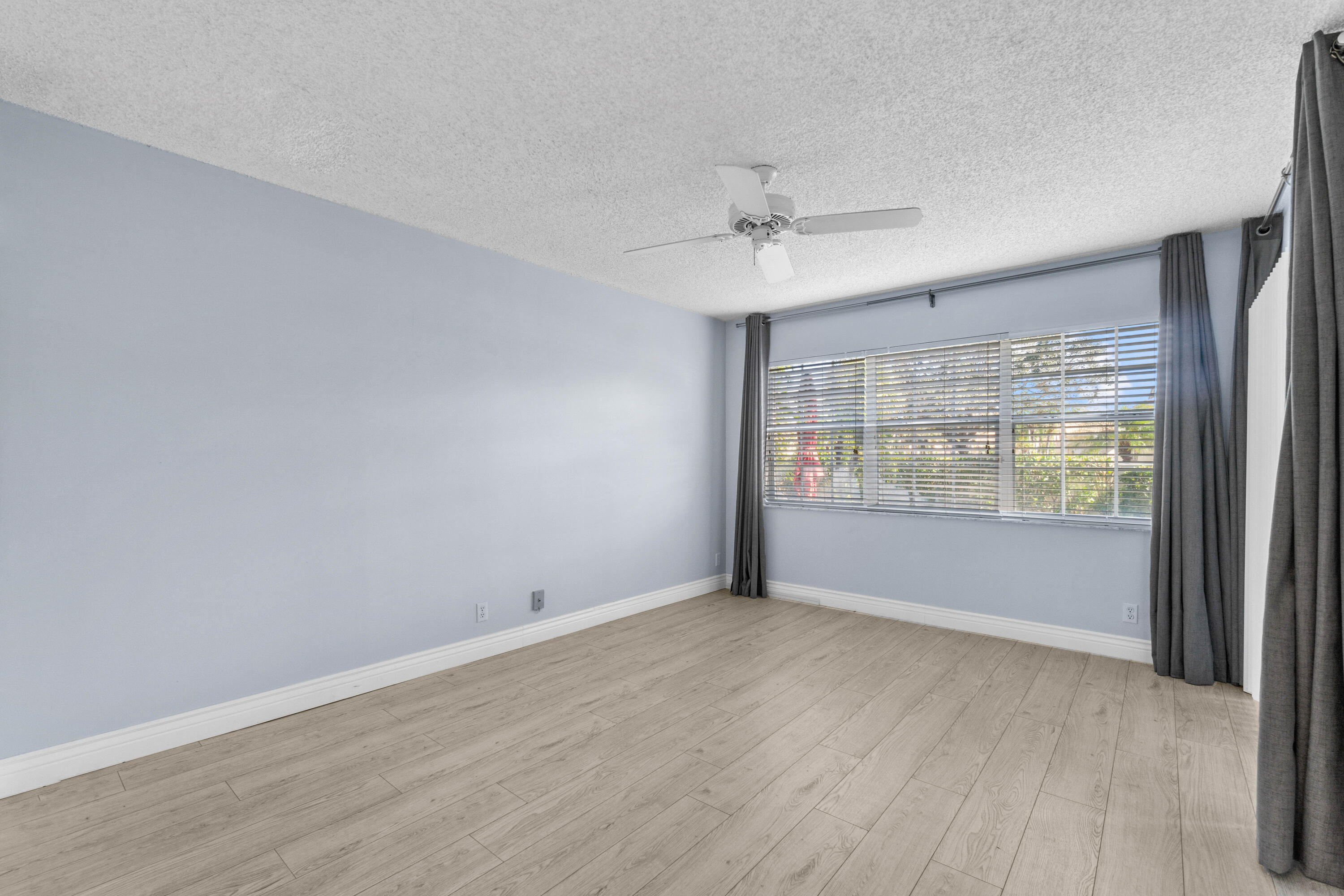 17286 Boca Club Boulevard 2108, Boca Raton Unit: 2108