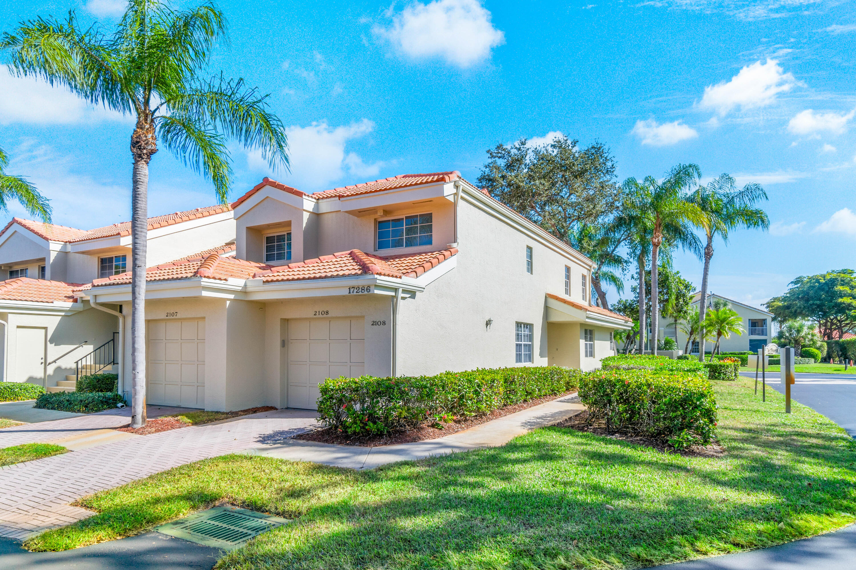 17286 Boca Club Boulevard 2108, Boca Raton Unit: 2108