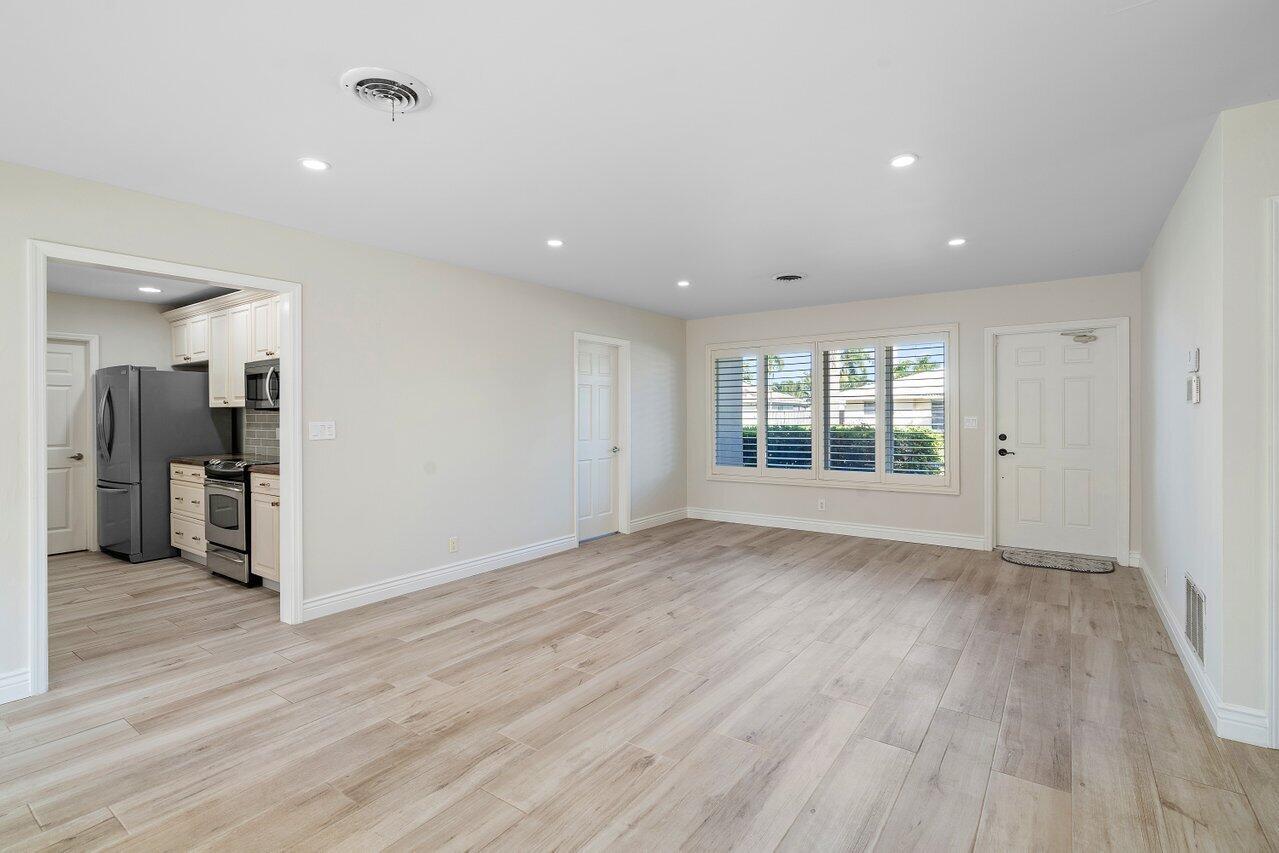 909 SW 9th Avenue