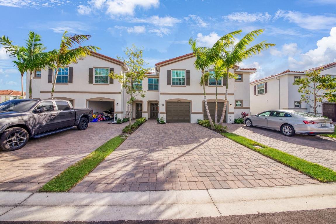 6746 Broadwater Lane, Lake Worth