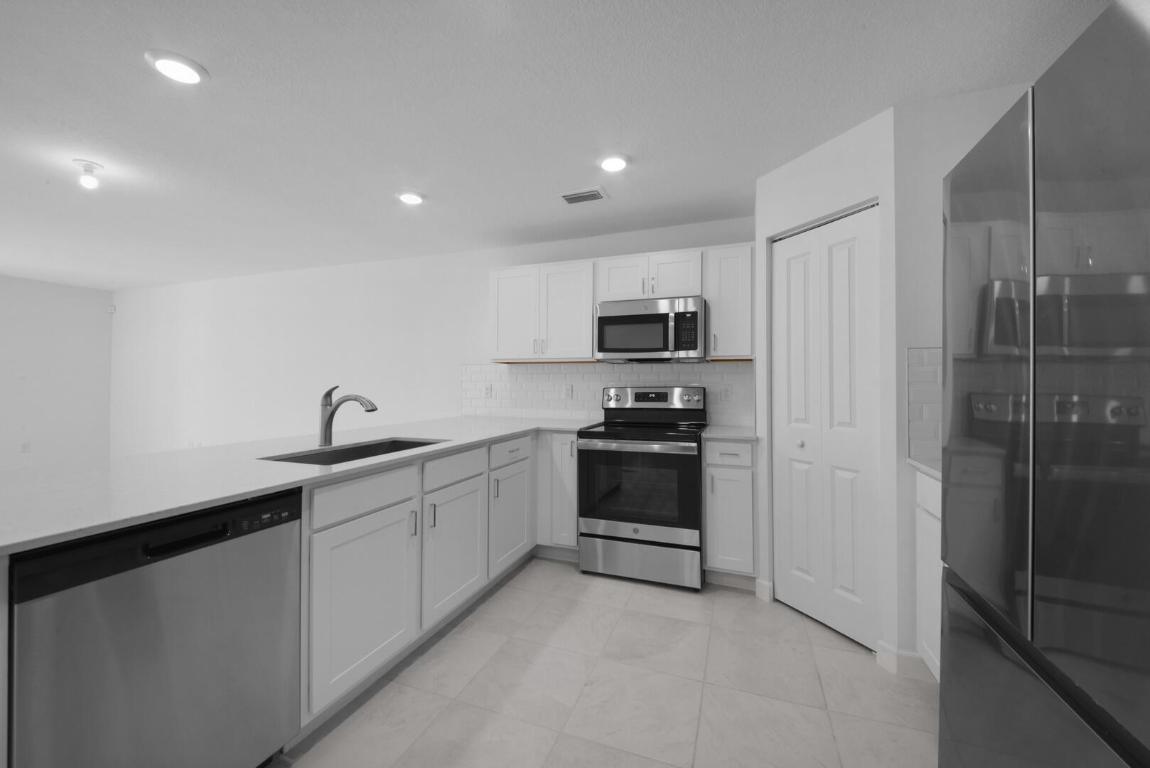 6746 Broadwater Lane, Lake Worth