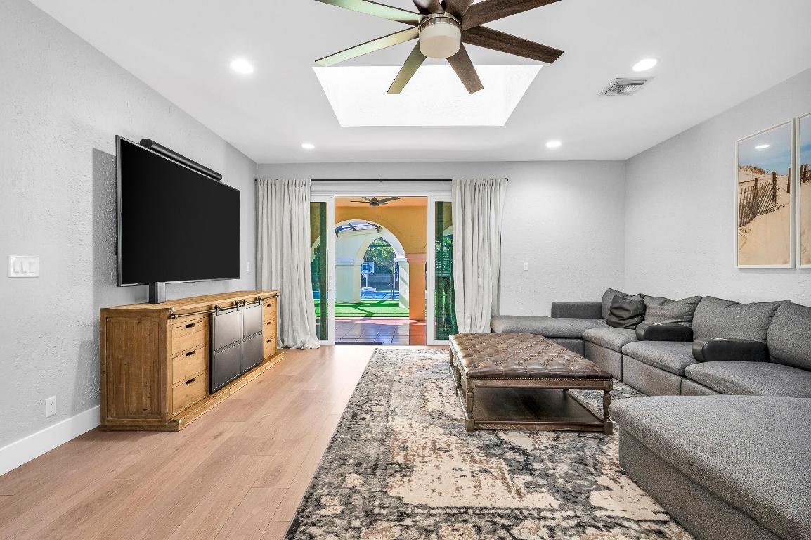 7751 NE Palm Way, Boca Raton