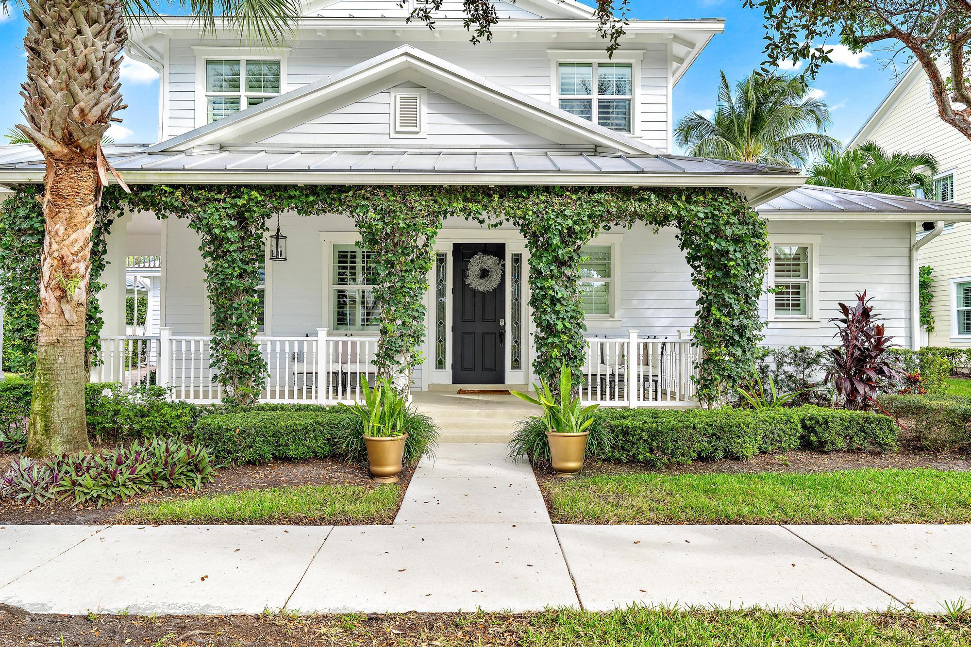 3429 Duval Street