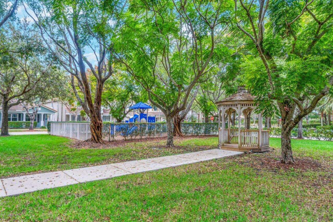 4611 Highgate Drive B, Delray Beach Unit: B