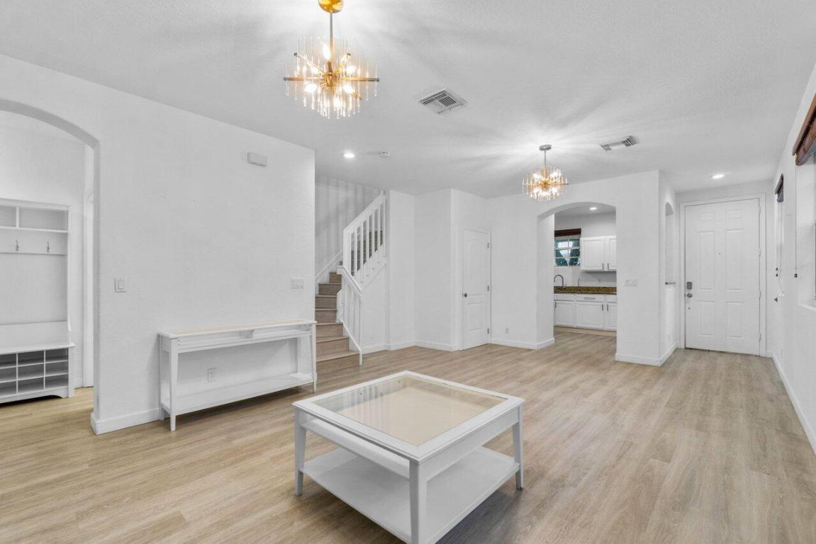 4611 Highgate Drive B, Delray Beach Unit: B