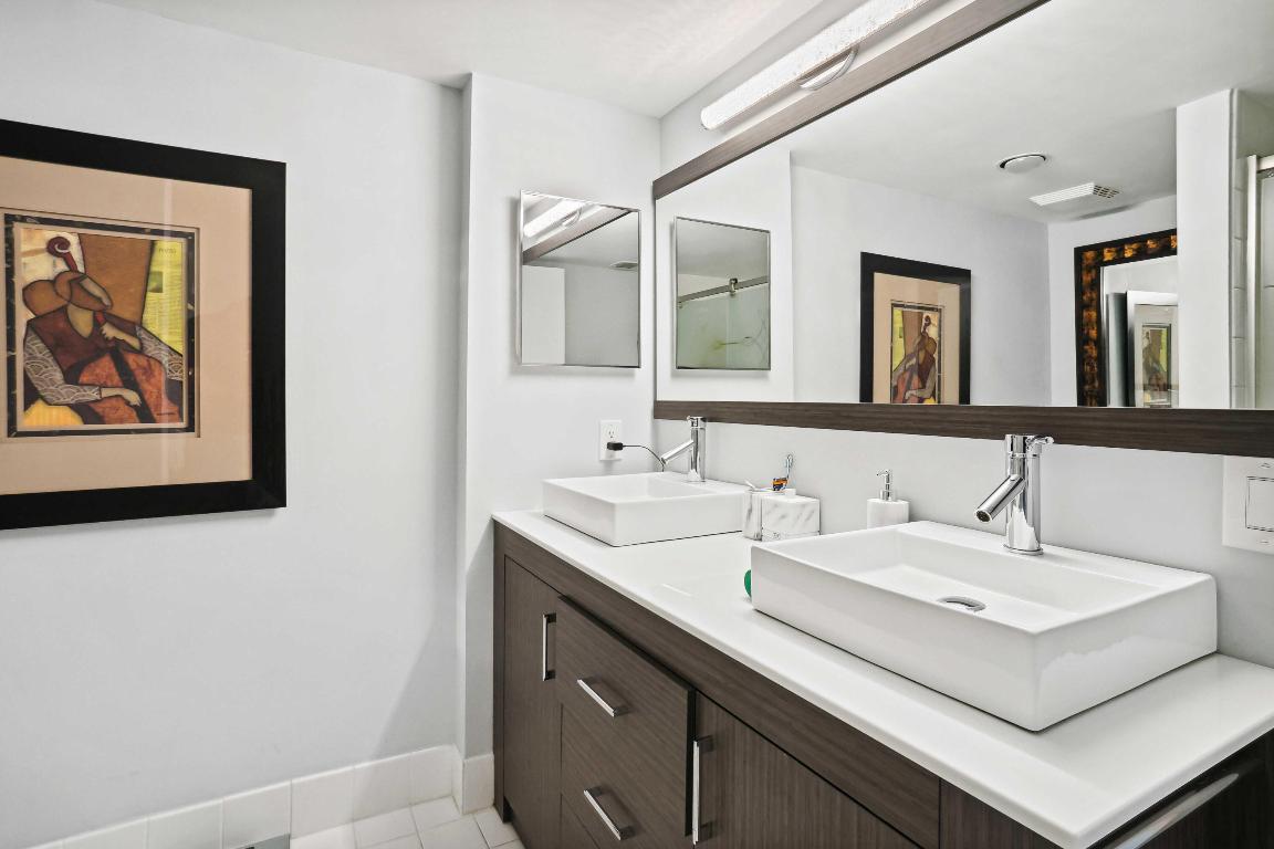 3604 S Ocean Boulevard 104, Highland Beach Unit: 104