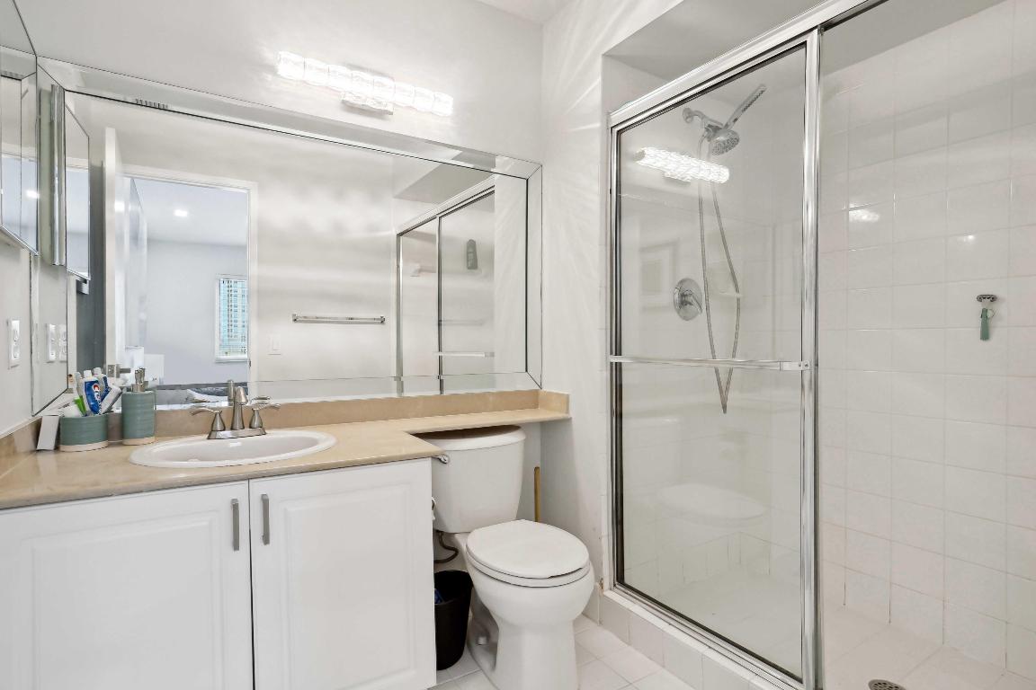 3604 S Ocean Boulevard 104, Highland Beach Unit: 104