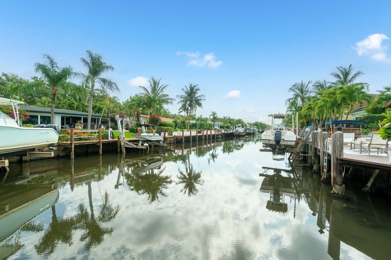 4850 NE 21st Terrace