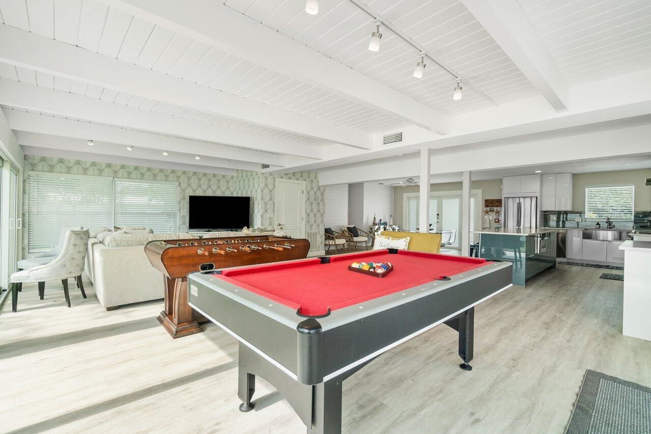 4850 NE 21st Terrace