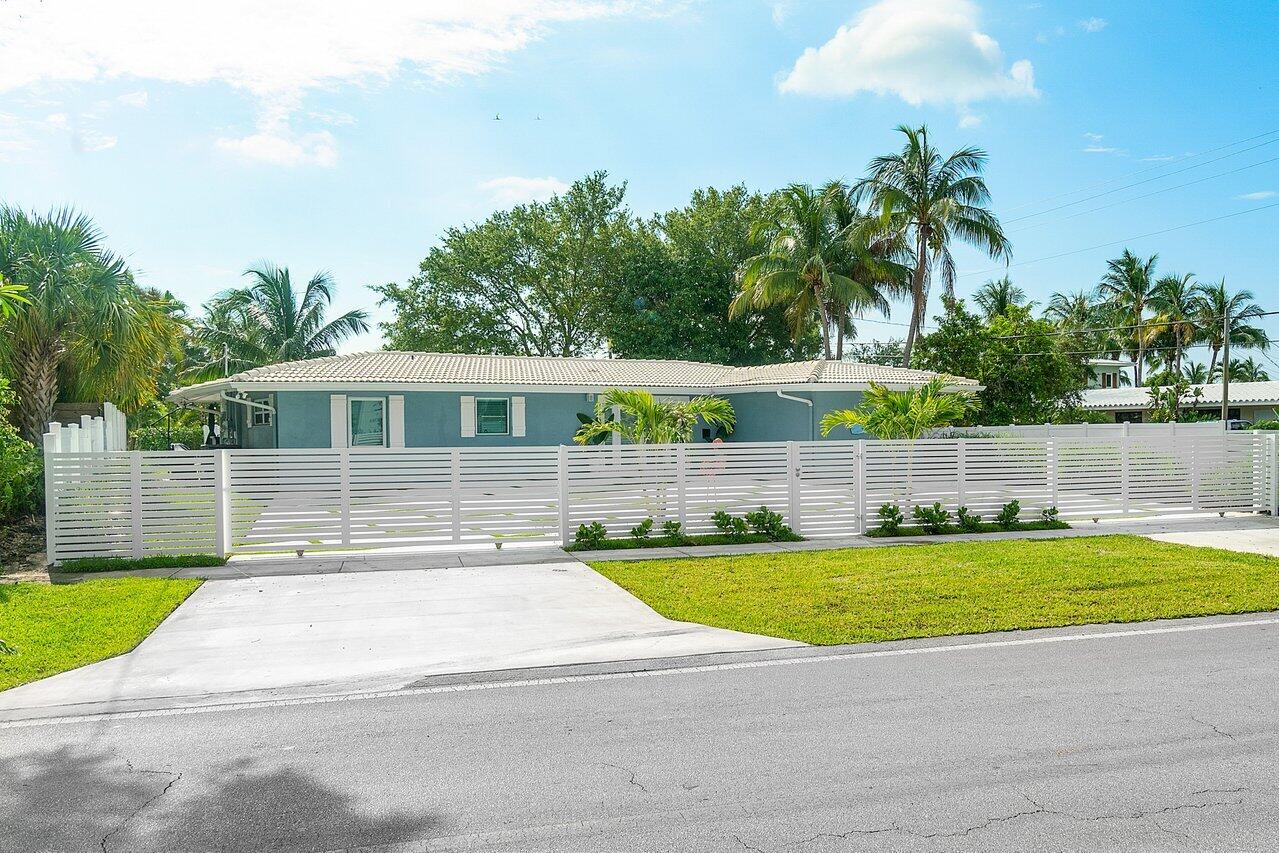 4850 NE 21st Terrace