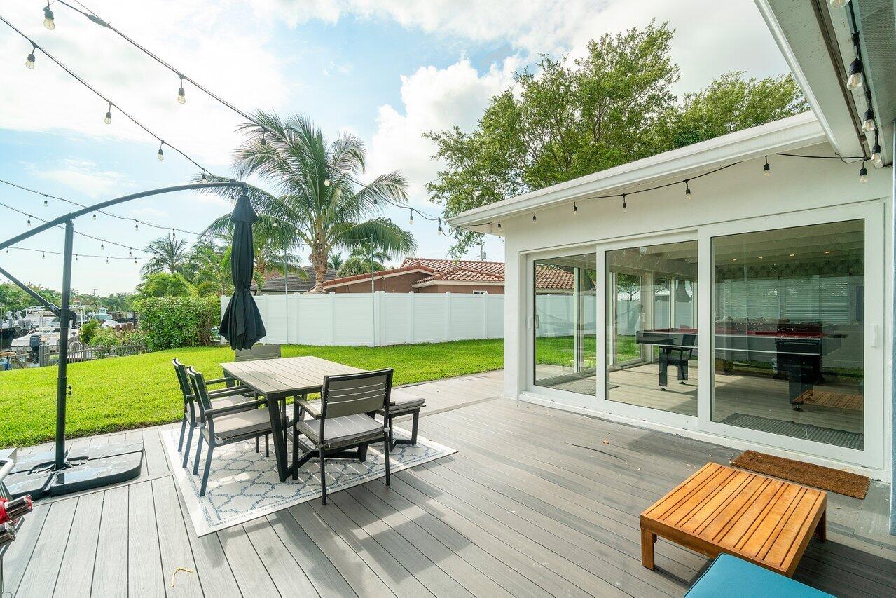 4850 NE 21st Terrace