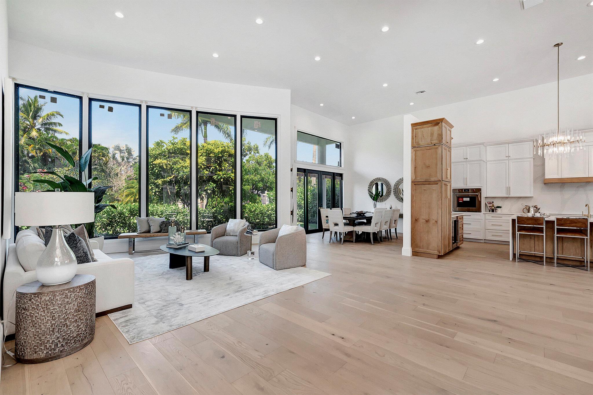 17543 Lake Estates Drive