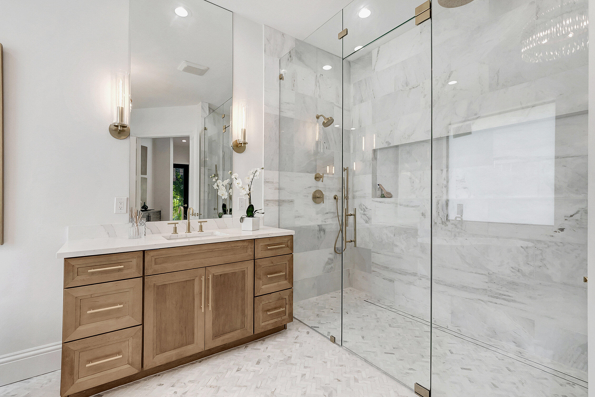 17543 Lake Estates Drive