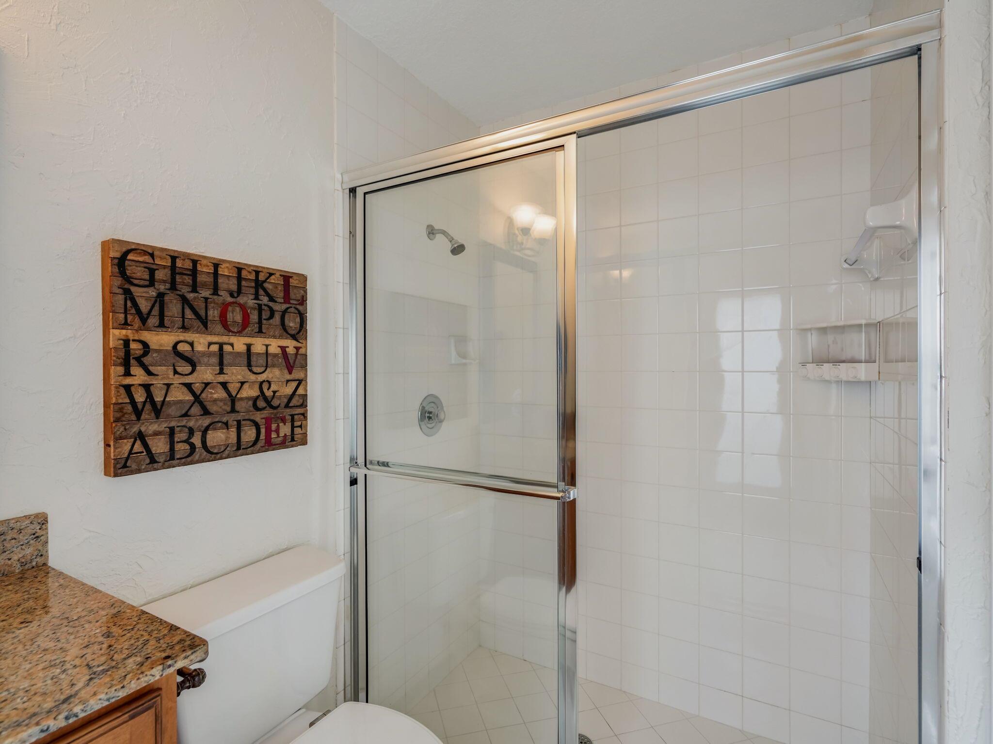 3995 Laurelwood Lane