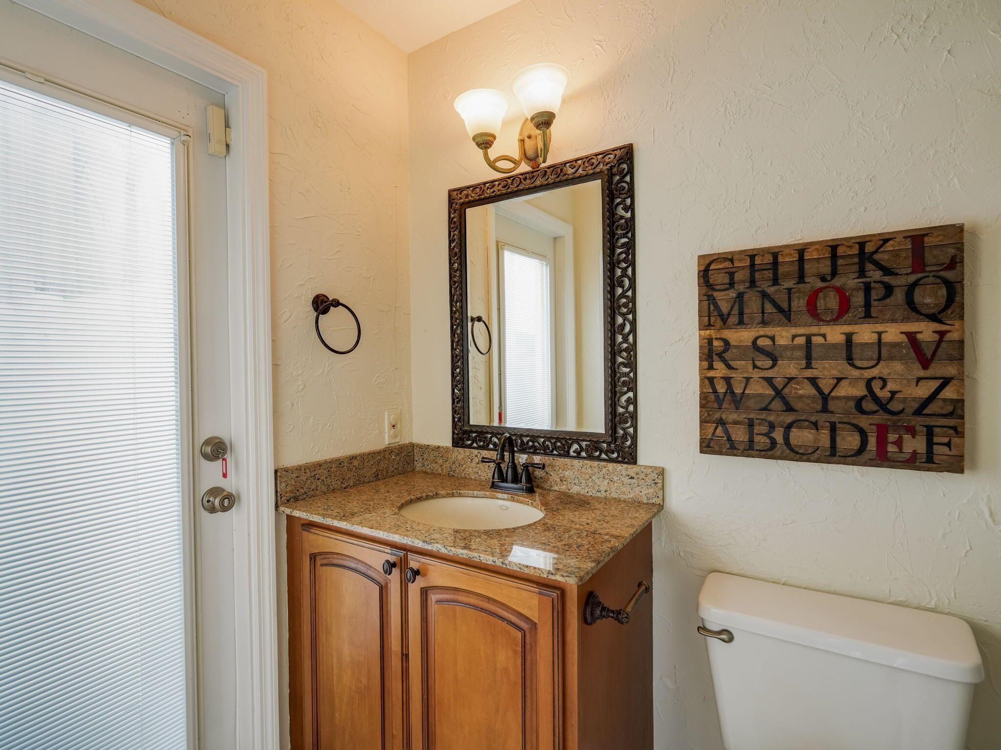 3995 Laurelwood Lane