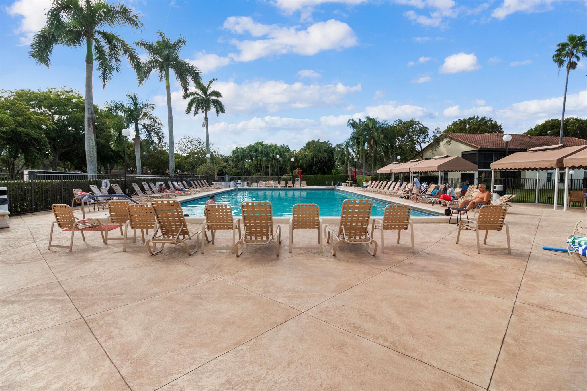 10359 S Circle Lake Drive Unit: 102