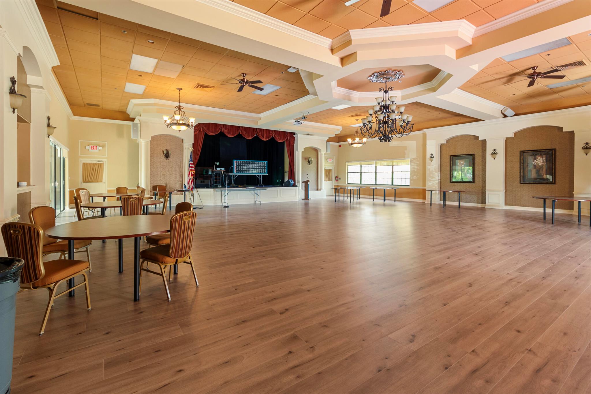 10359 S Circle Lake Drive Unit: 102