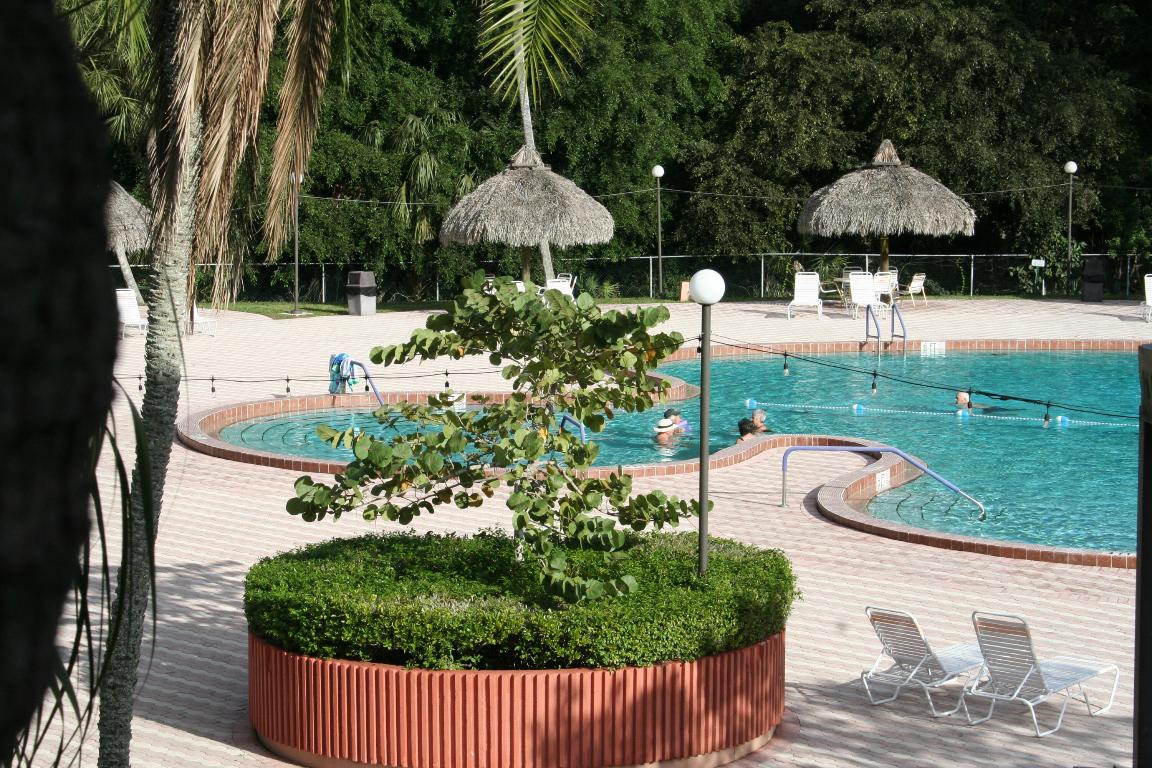 3110 Holiday Springs Boulevard 103, Margate Unit: 103