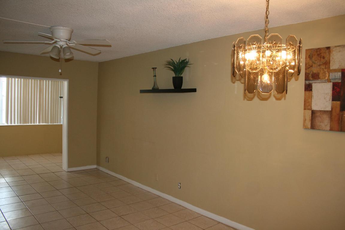 3110 Holiday Springs Boulevard 103, Margate Unit: 103