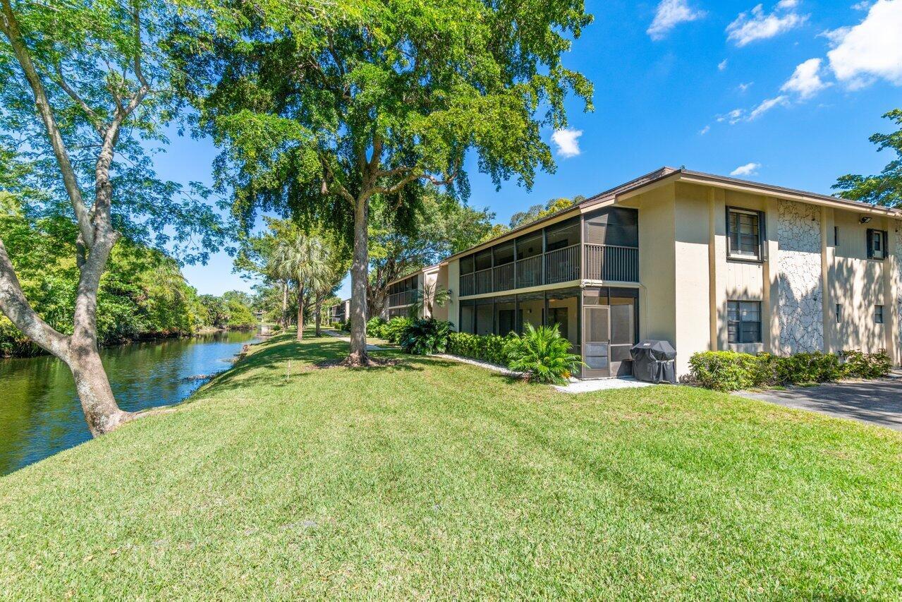 147 Deer Creek Boulevard Unit: 407