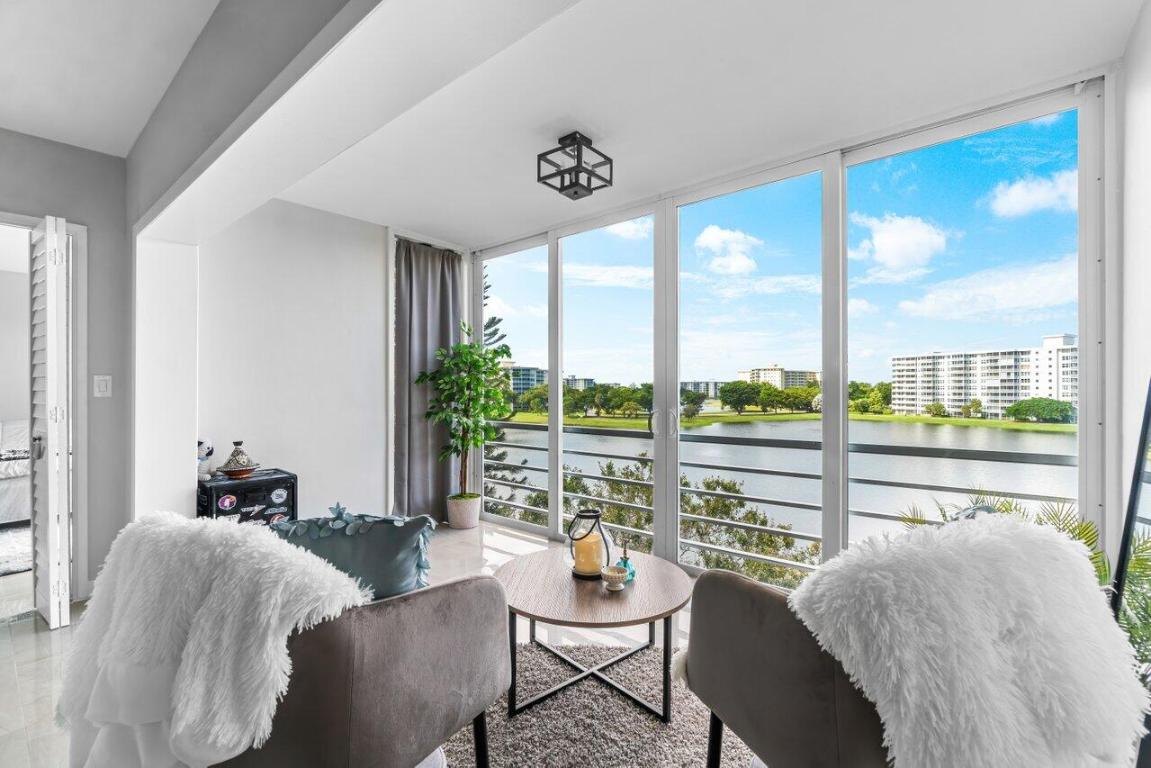 2751 N Palm Aire Drive 508, Pompano Beach Unit: 508