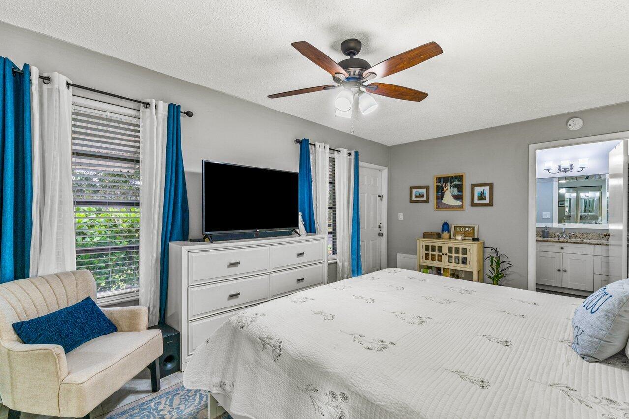 4935 NW 2nd Street A