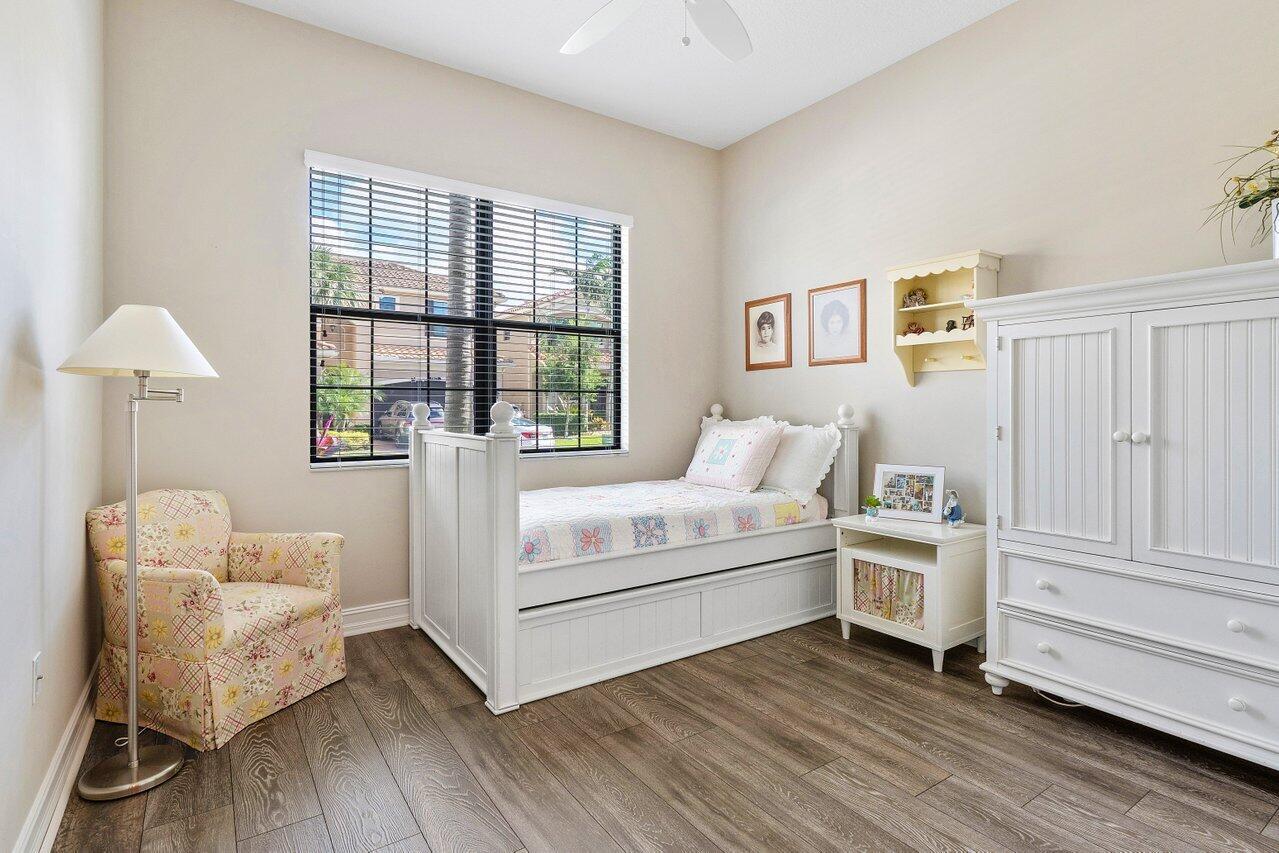 13667 Moss Agate Avenue