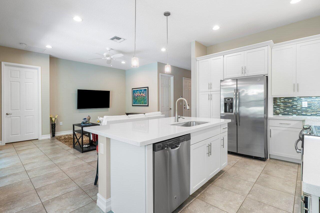 13667 Moss Agate Avenue