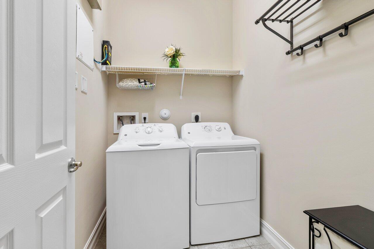 13667 Moss Agate Avenue