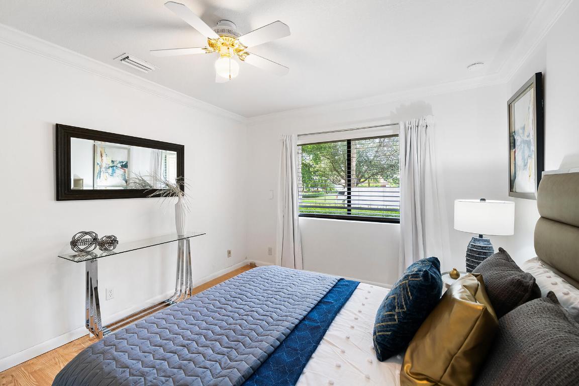 7587 Estrella Circle