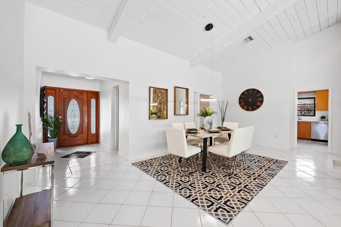 7587 Estrella Circle