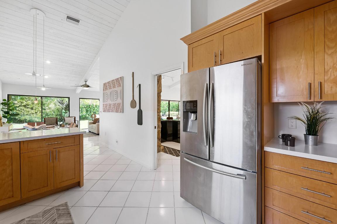 7587 Estrella Circle