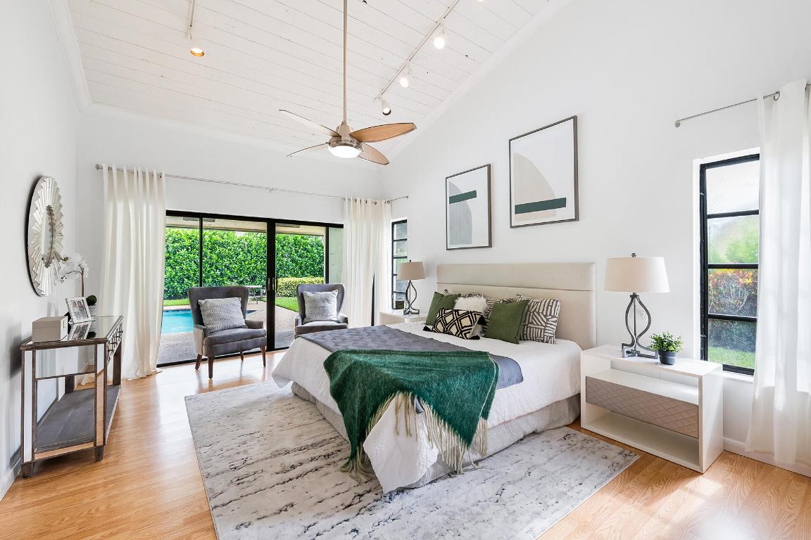 7587 Estrella Circle