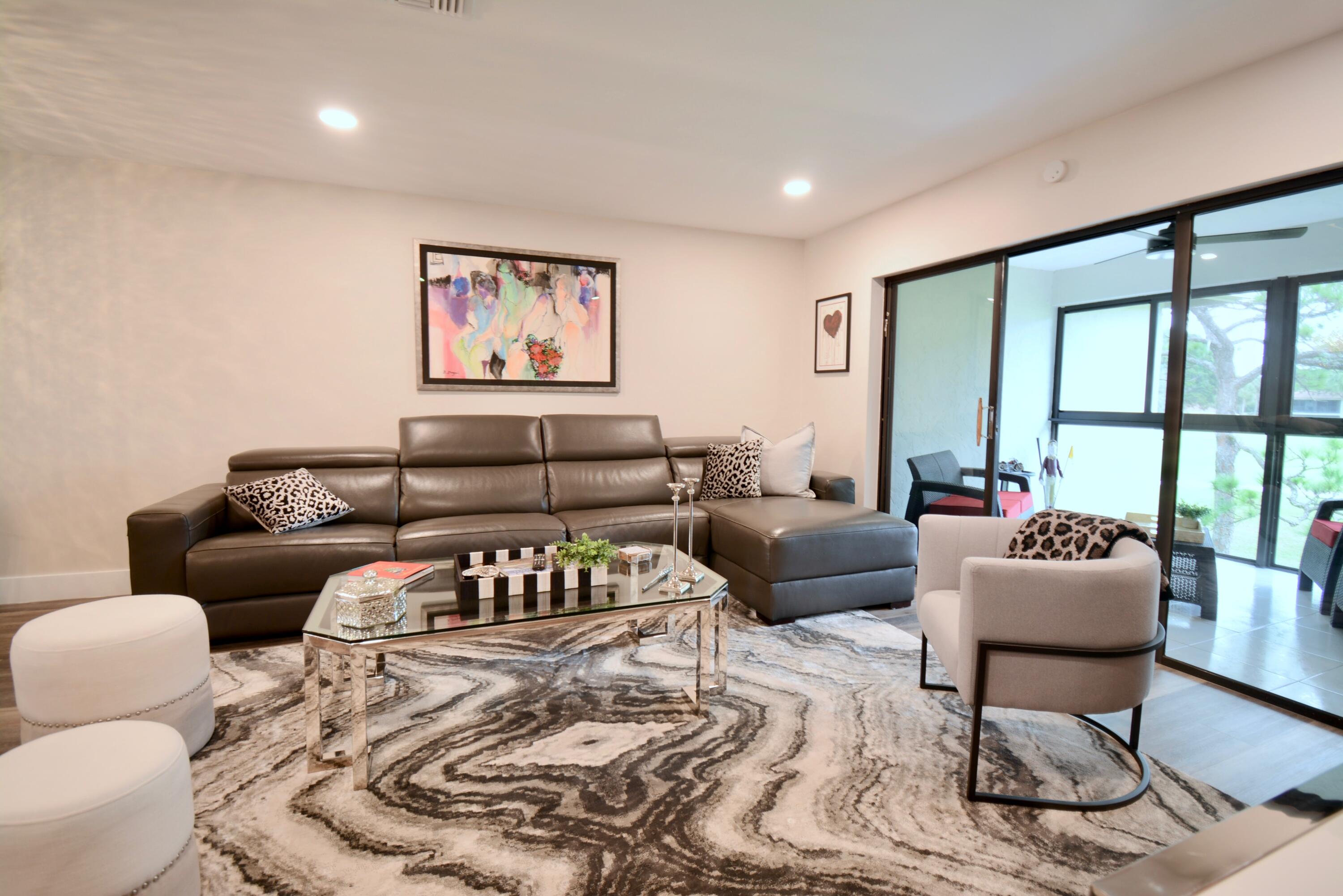 3 E Stratford Drive F