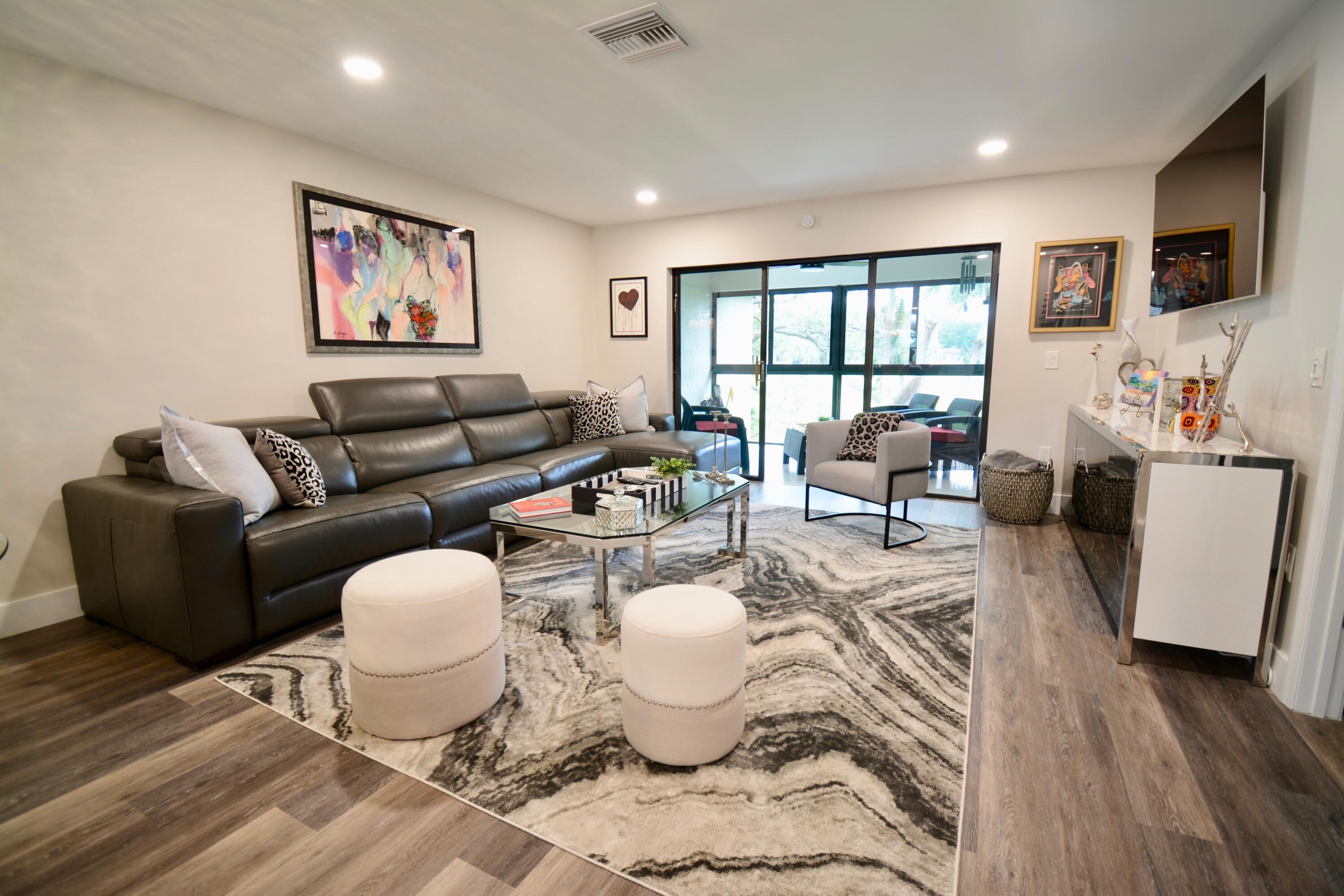 3 E Stratford Drive F