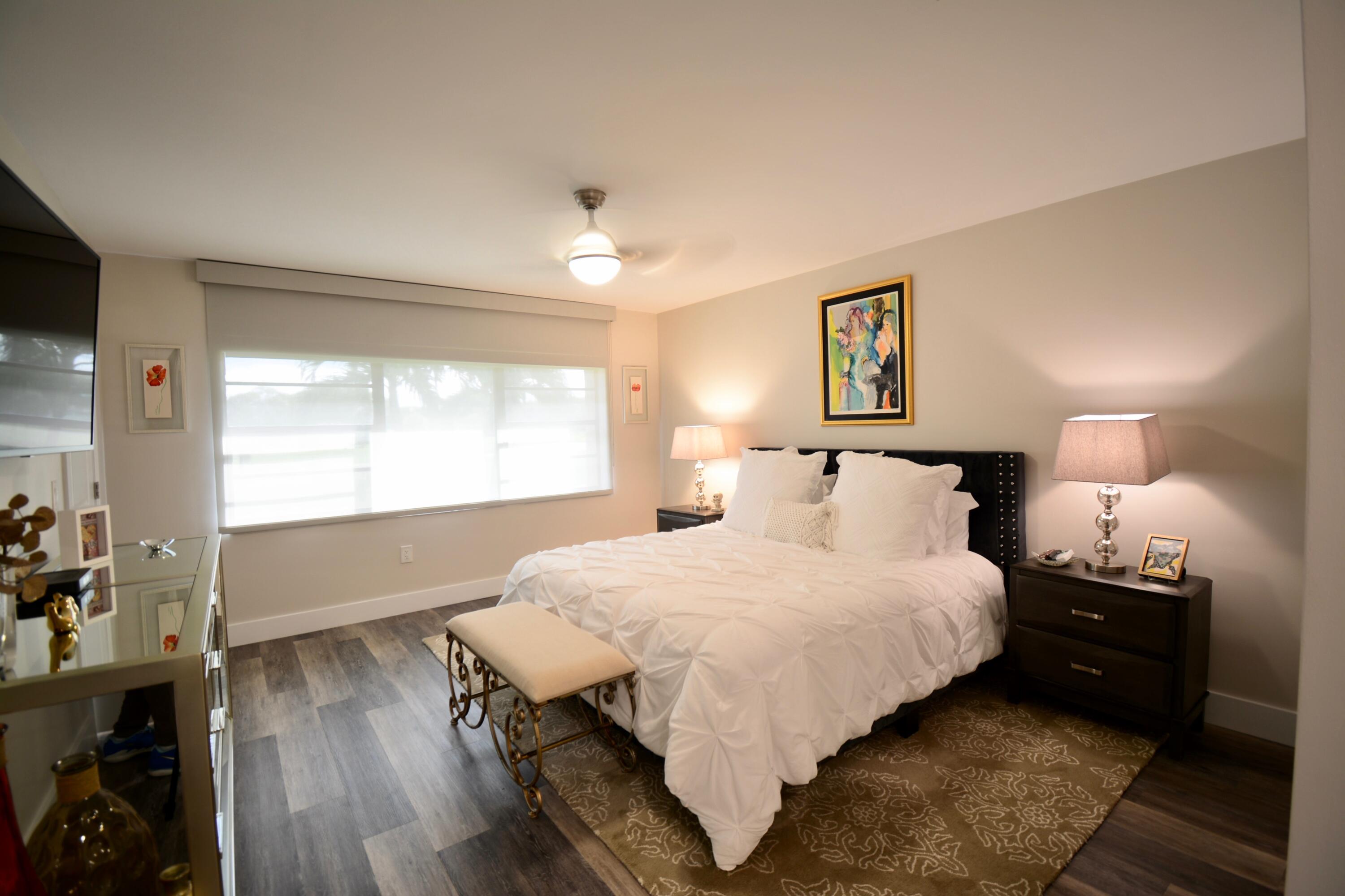 3 E Stratford Drive F