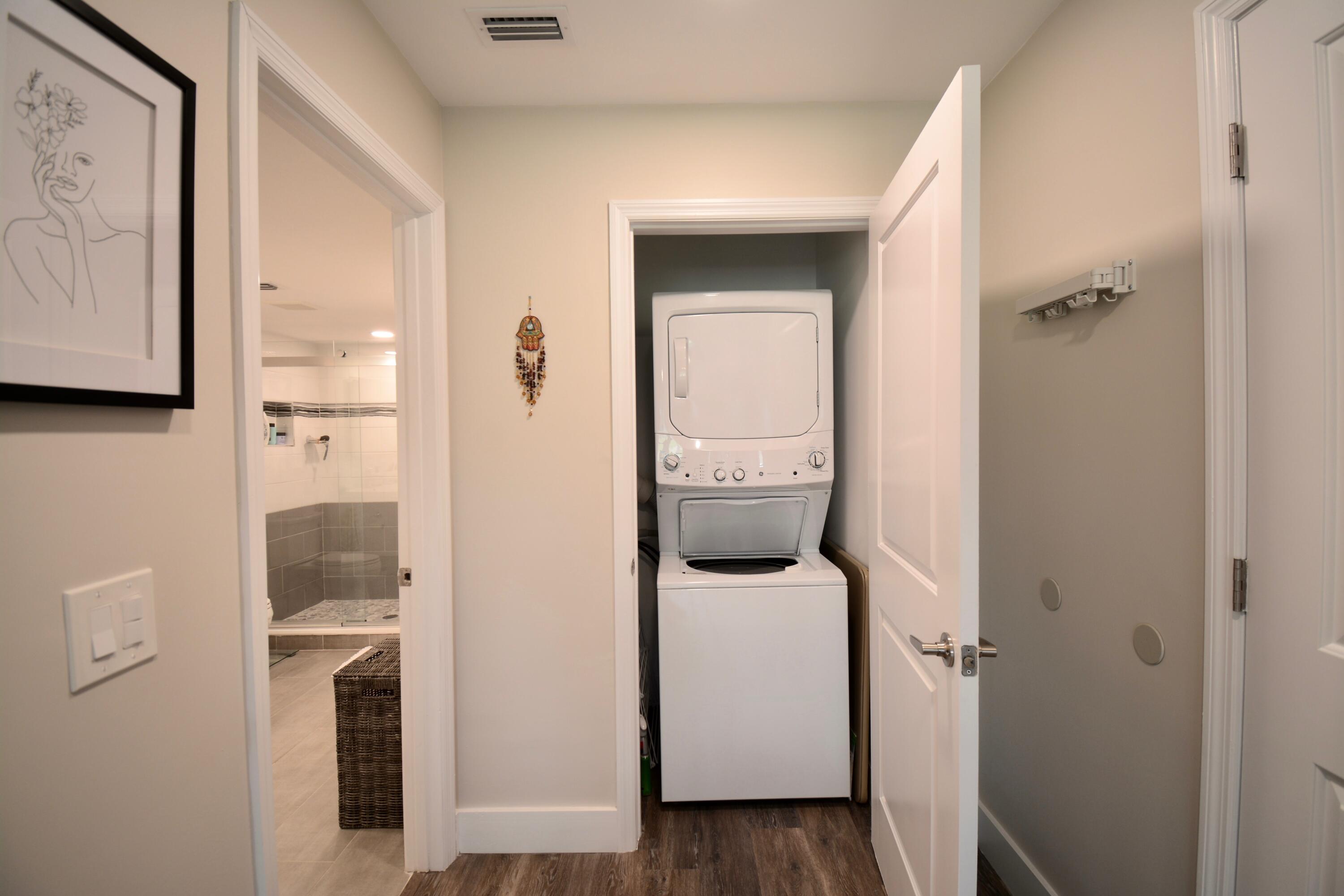 3 E Stratford Drive F