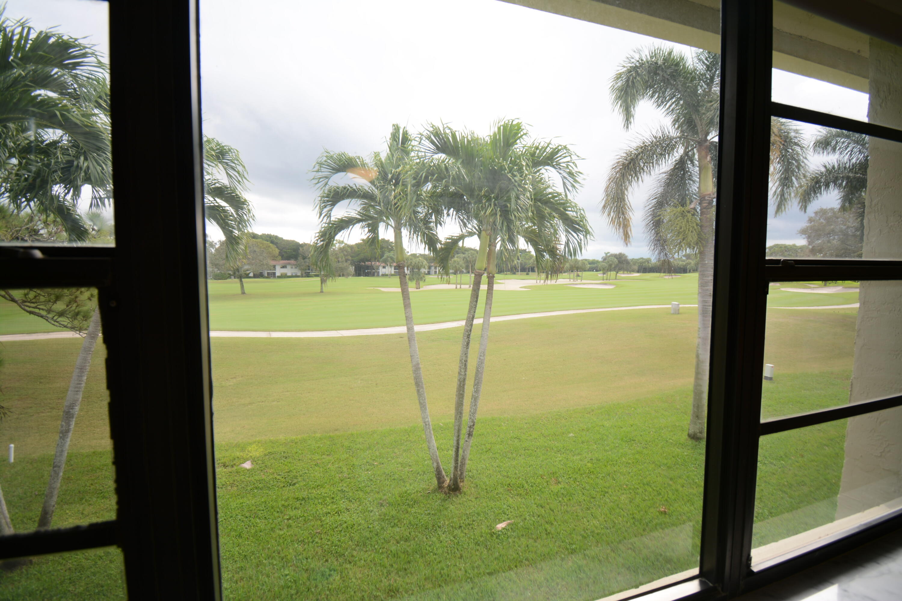 3 E Stratford Drive F