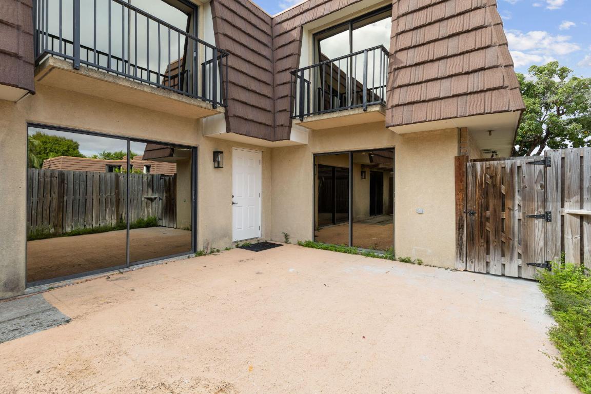 2309 23rd Lane Lane, Palm Beach Gardens