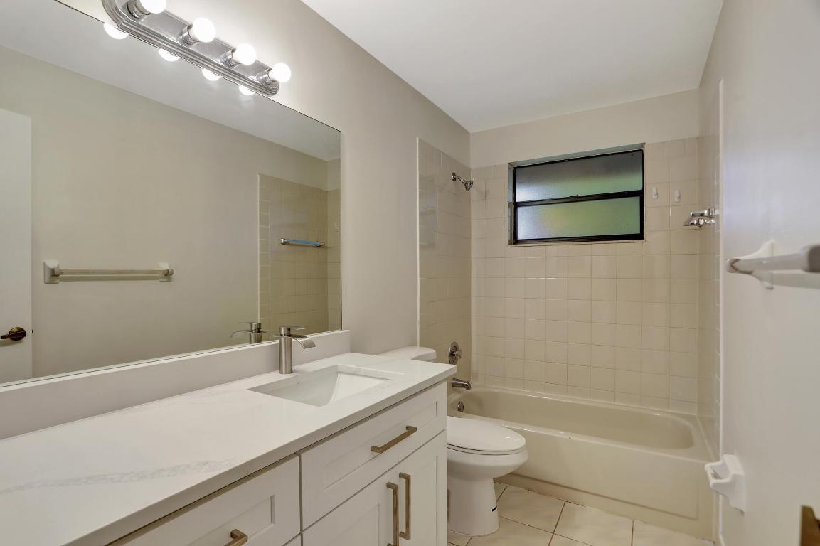 9775 Riverside Drive 68-3, Coral Springs Unit: 68-3