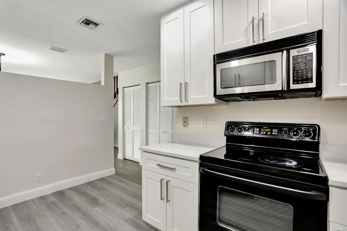 9775 Riverside Drive 68-3, Coral Springs Unit: 68-3