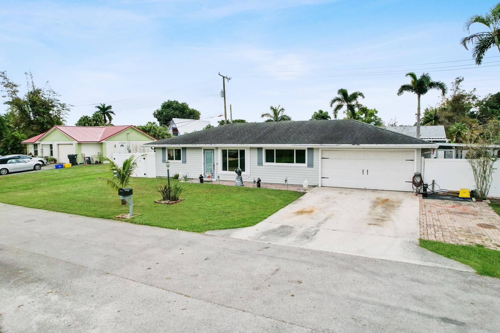 9240 Bracelet Drive, Lake Worth