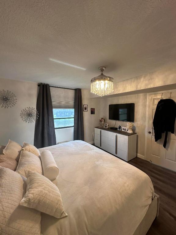 3630 Whitehall Drive 205, West Palm Beach Unit: 205