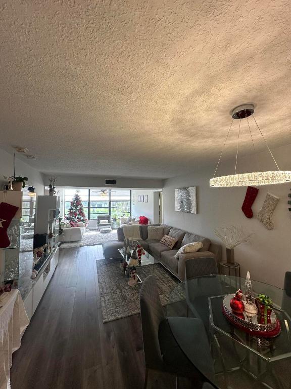 3630 Whitehall Drive 205, West Palm Beach Unit: 205