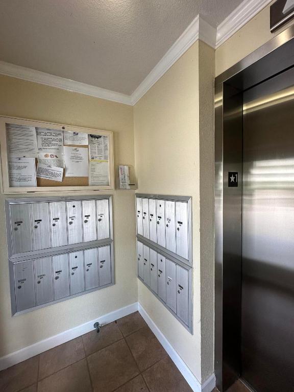 3630 Whitehall Drive 205, West Palm Beach Unit: 205