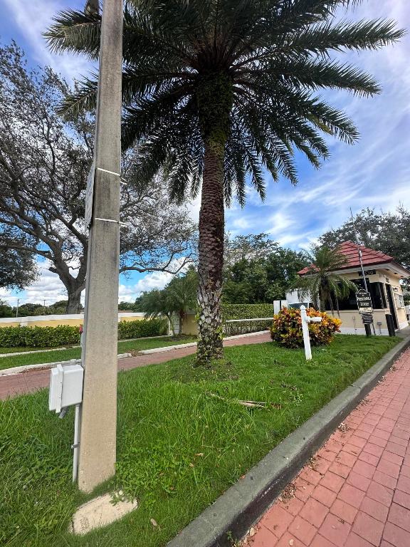 3630 Whitehall Drive 205, West Palm Beach Unit: 205