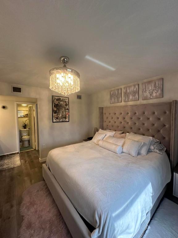 3630 Whitehall Drive 205, West Palm Beach Unit: 205