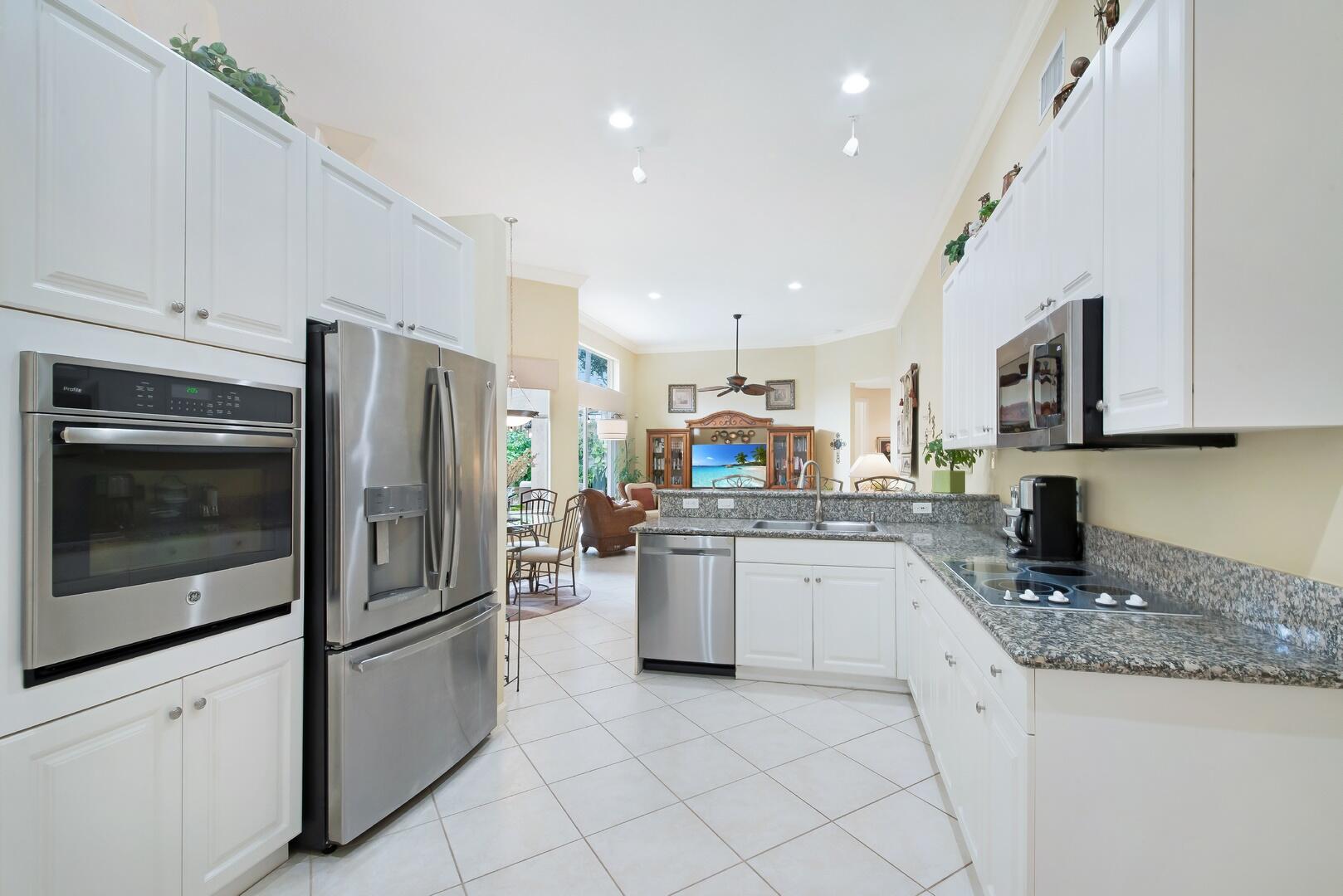 12597 Oak Run Court, Boynton Beach