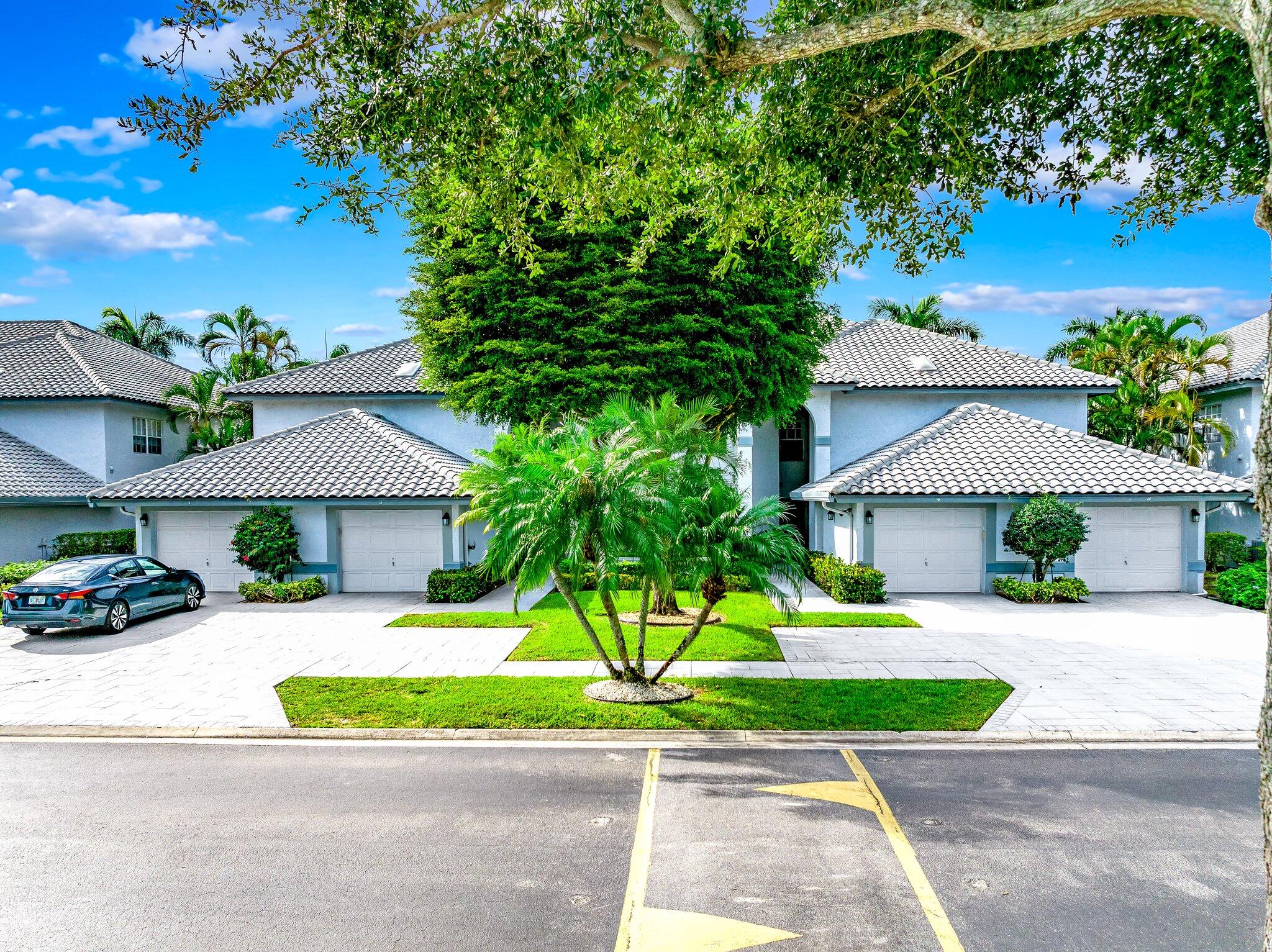 11698 Briarwood Circle Unit: 3