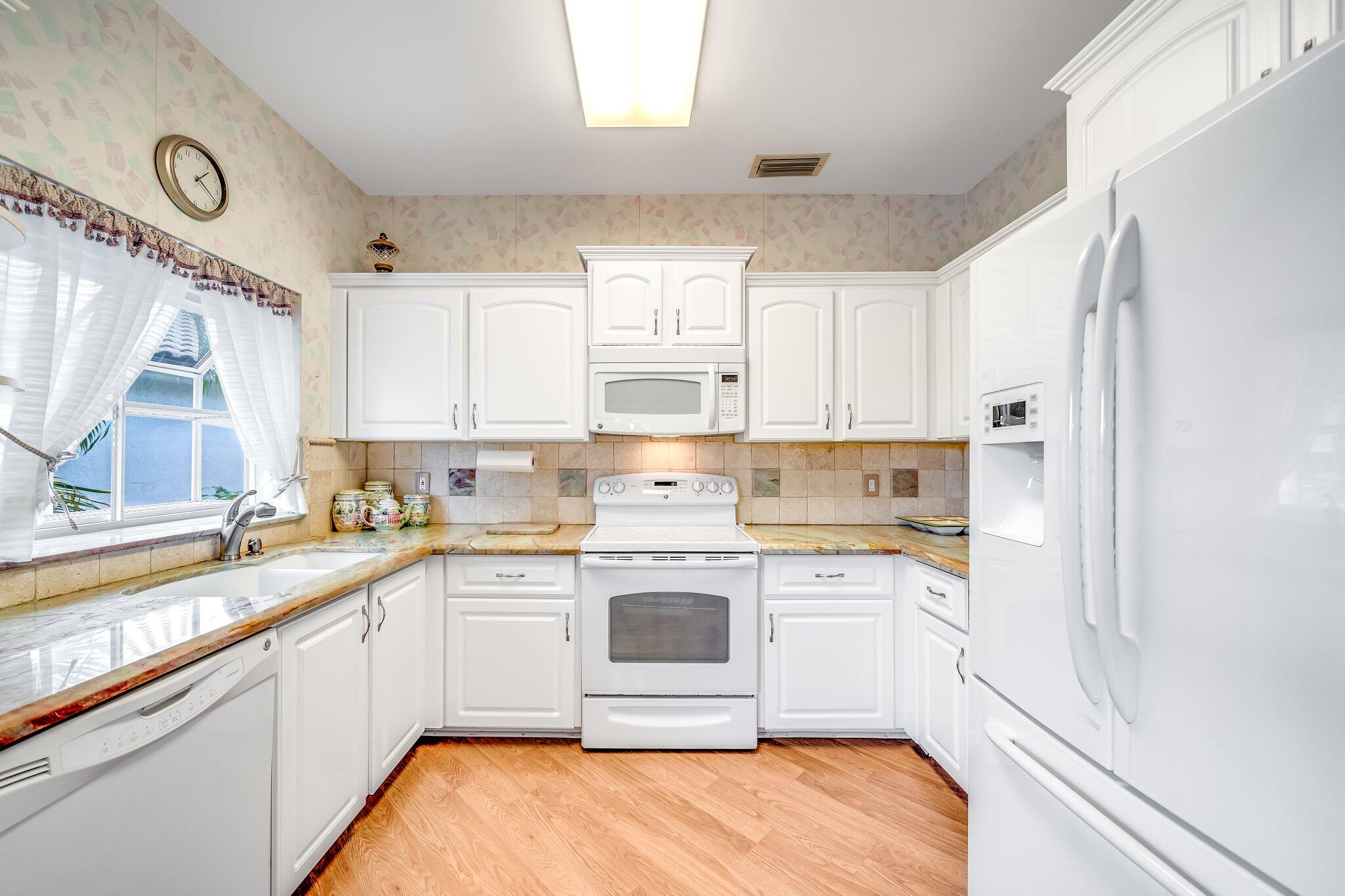 11698 Briarwood Circle Unit: 3